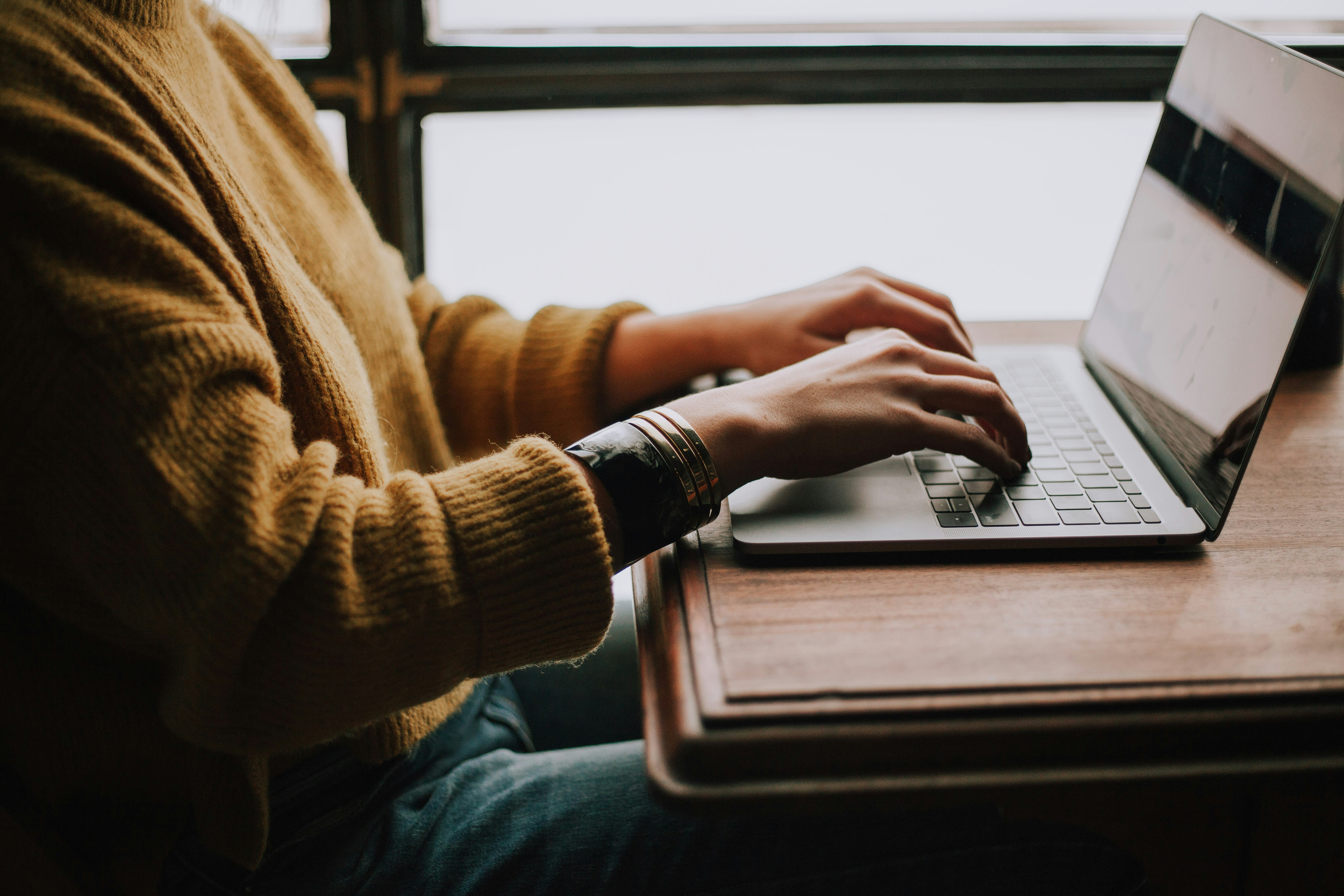 annie-spratt-hCb3lIB8L8E-unsplash